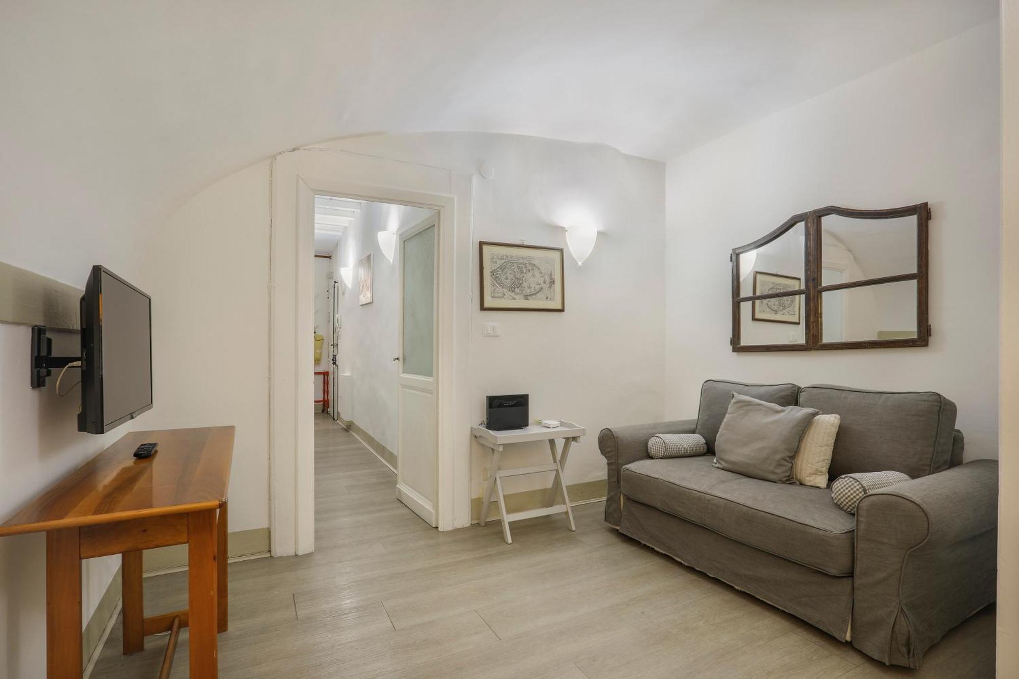 Apartment Pandolfini Courtyard Florenz
